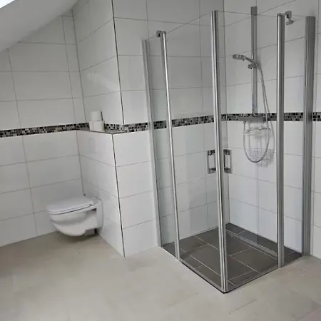 Zentrale Doppelhaushaelfte Prázdninový dům Rastede