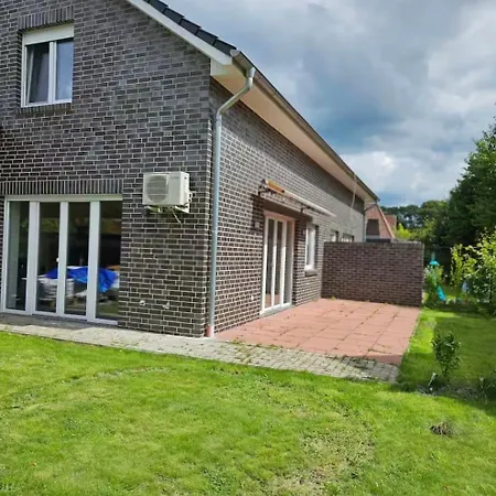 Zentrale Doppelhaushälfte Ferienhaus *